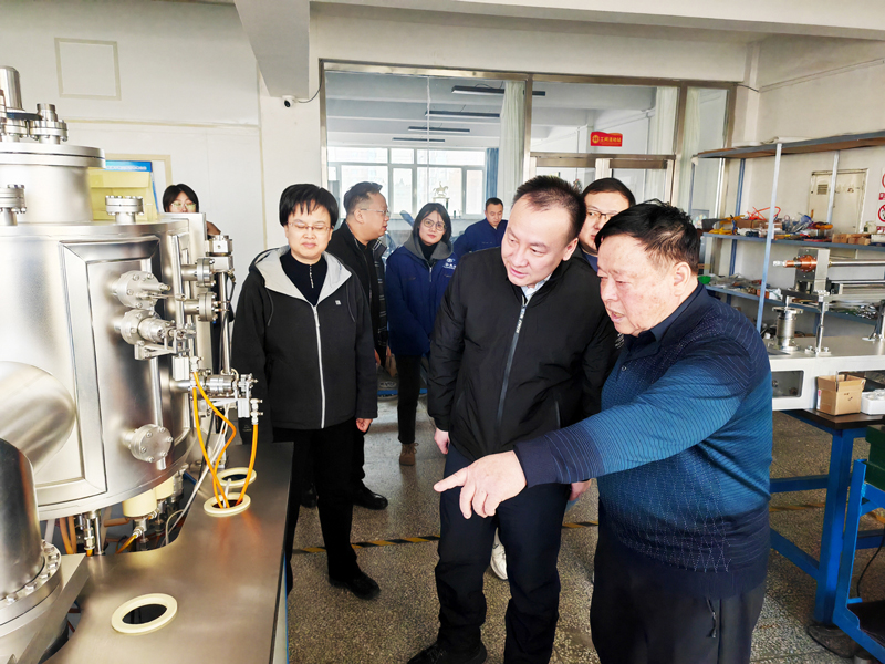 区领导莅临我公司走访慰问